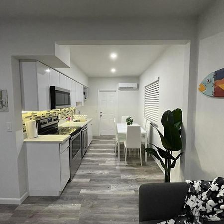 Douglas Rd Apartments Miami Buitenkant foto