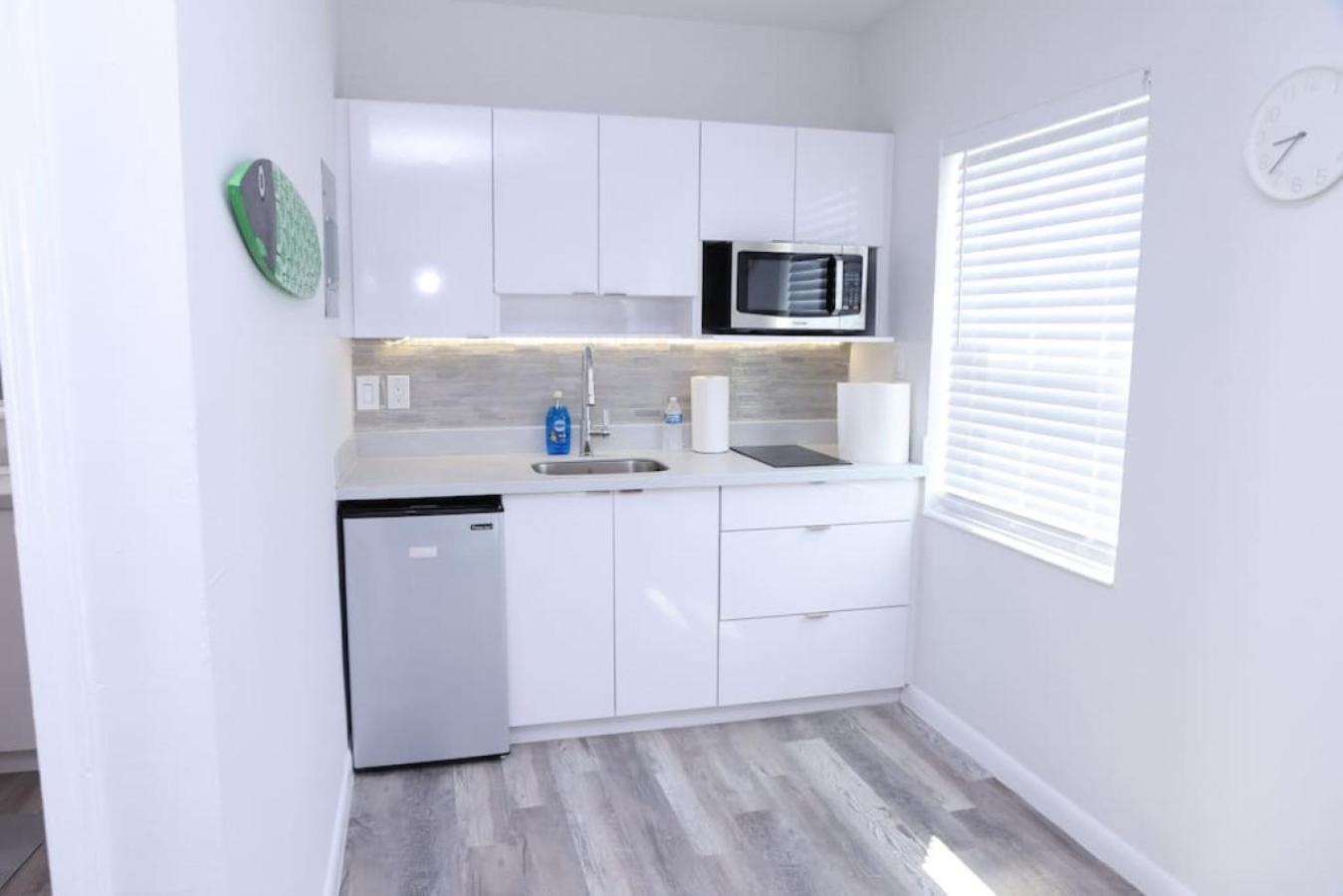 Douglas Rd Apartments Miami Buitenkant foto